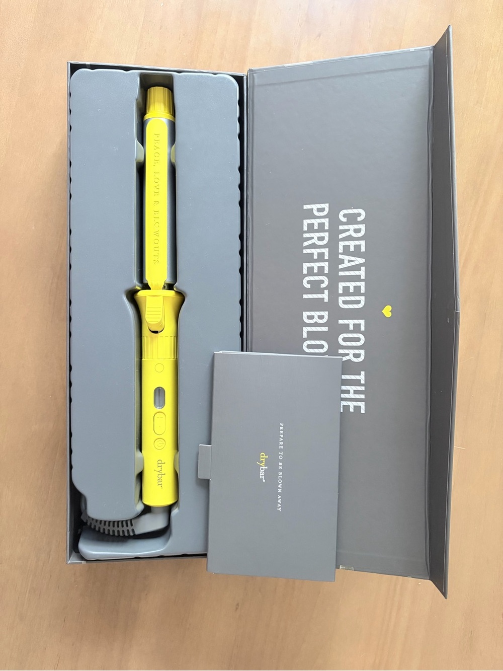 NWT Drybar 3 day bender curling iron